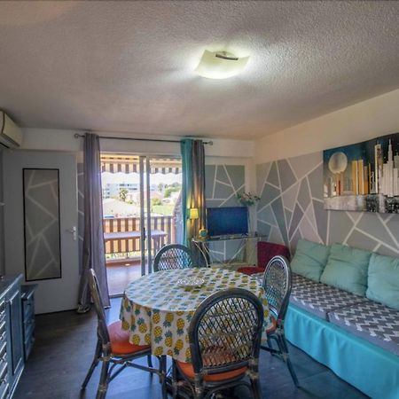 Cosy 35 M2 With Balcony In A Quiet Residence Fréjus Eksteriør billede